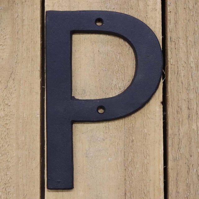 Fasadbokstav P